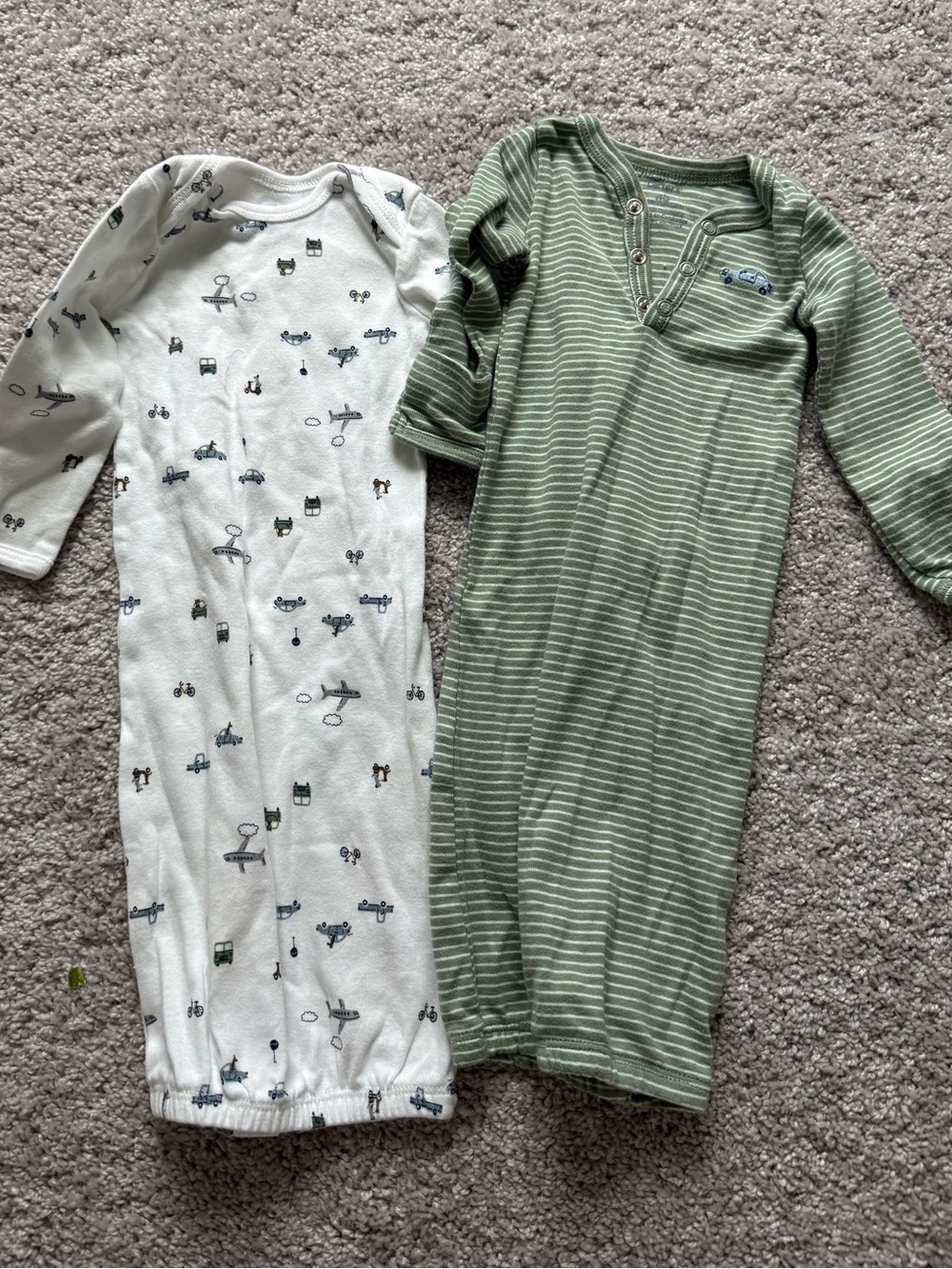Carter's Newborn Long Sleeve Sleep gown - Green & White